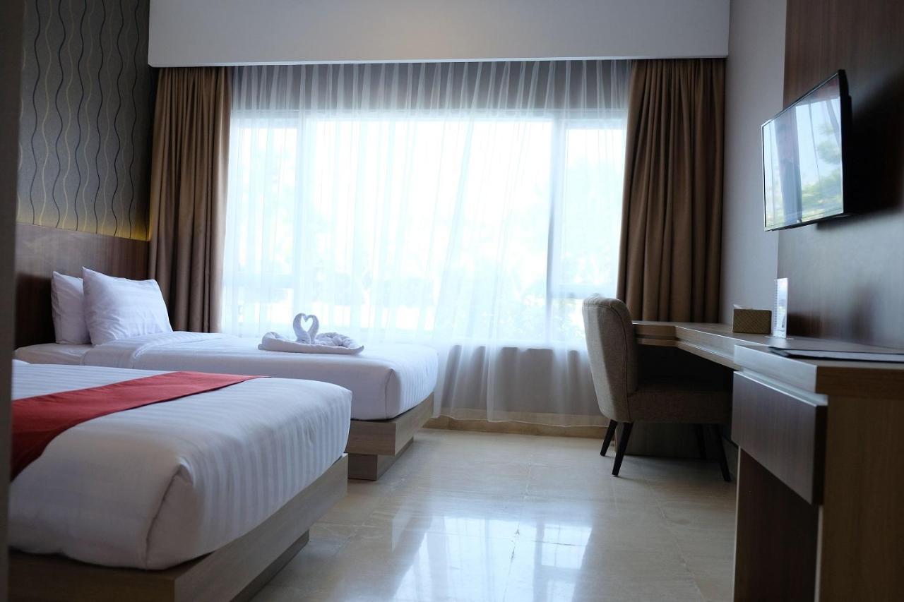 Mexolie Hotel Kebumen Exterior foto